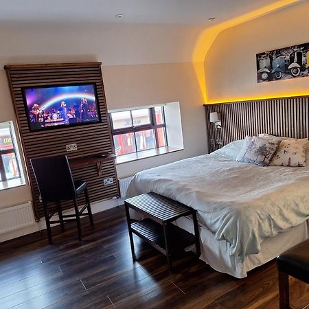 Ridge-Rock Accommodation Carrick on Shannon Eksteriør billede