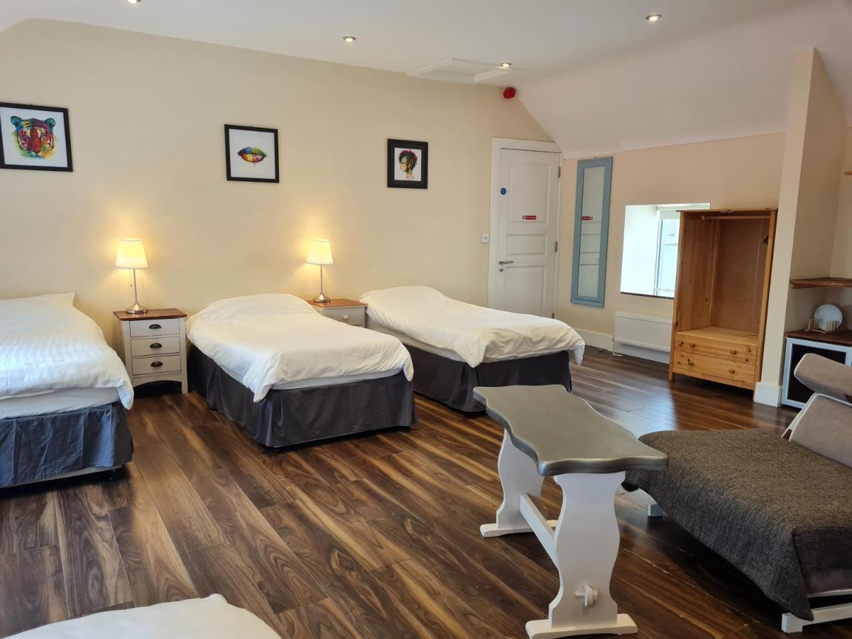 Ridge-Rock Accommodation Carrick on Shannon Eksteriør billede