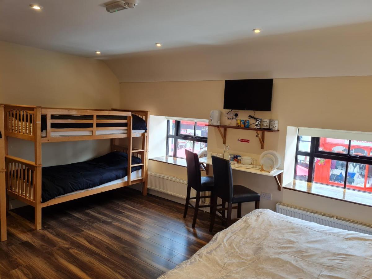 Ridge-Rock Accommodation Carrick on Shannon Eksteriør billede