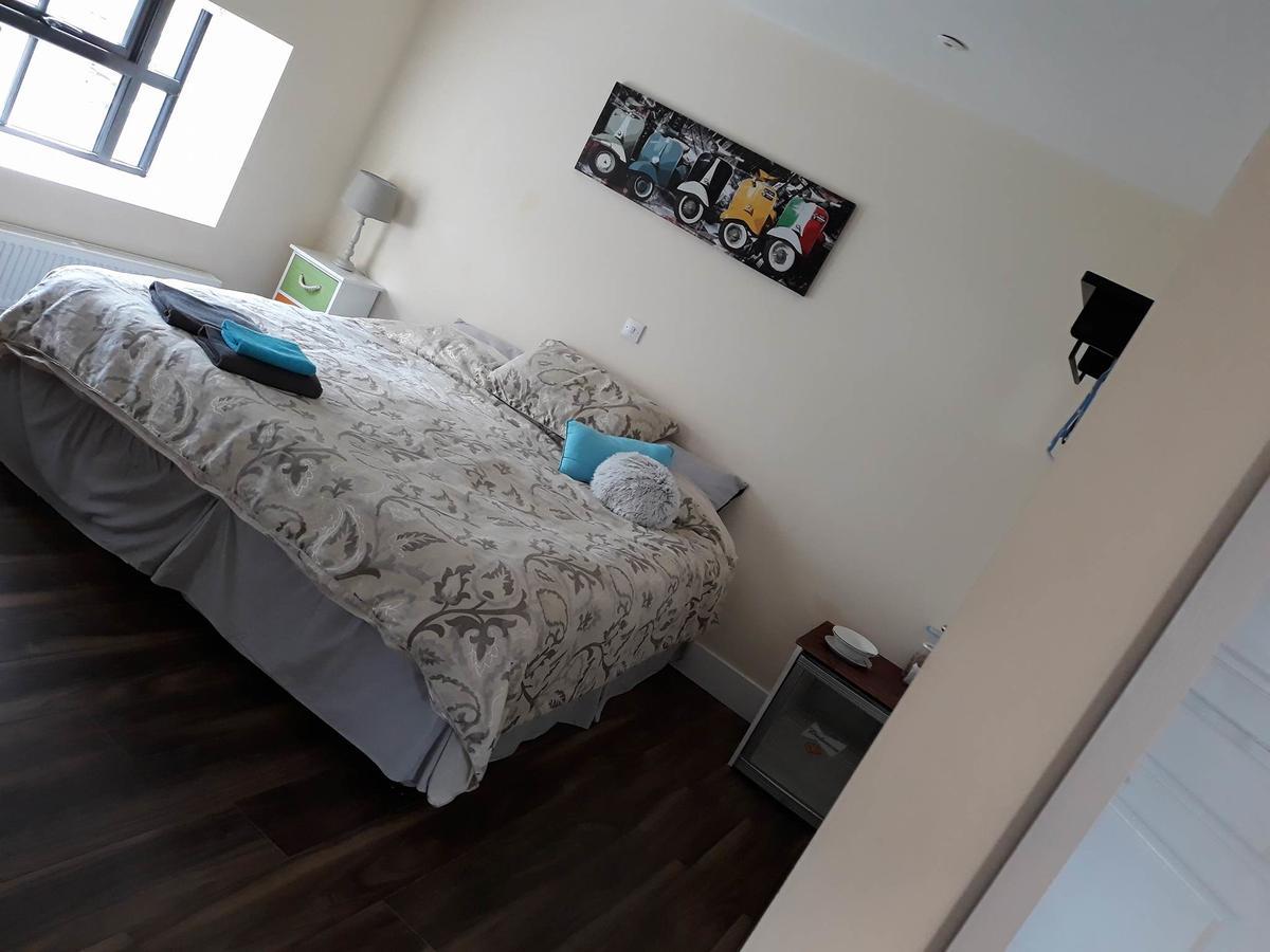 Ridge-Rock Accommodation Carrick on Shannon Eksteriør billede